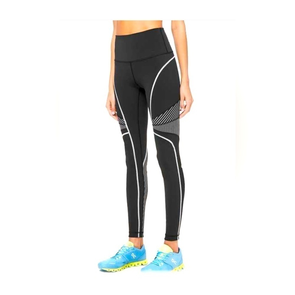LULULEMON Channel Your Energy Tight 28" black & white high waisted size 6
